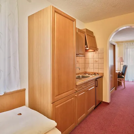 Garni Cafe Schacher Guest house 3*
