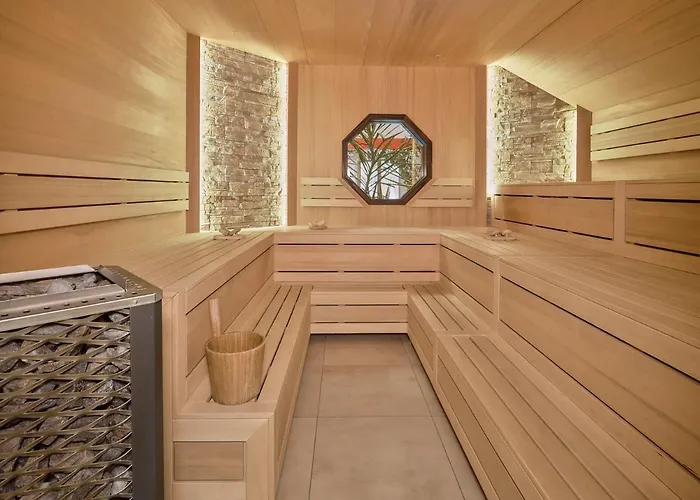 Garni Cafe Schacher Guest house 3*